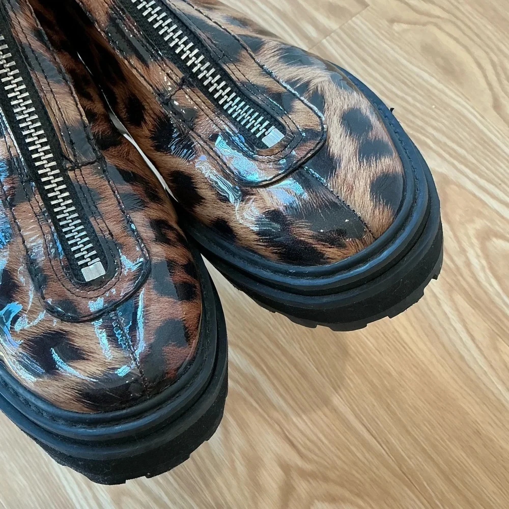 SCHUTZ Maryele Leopard Patent Print Combat Boots Size 9.5B